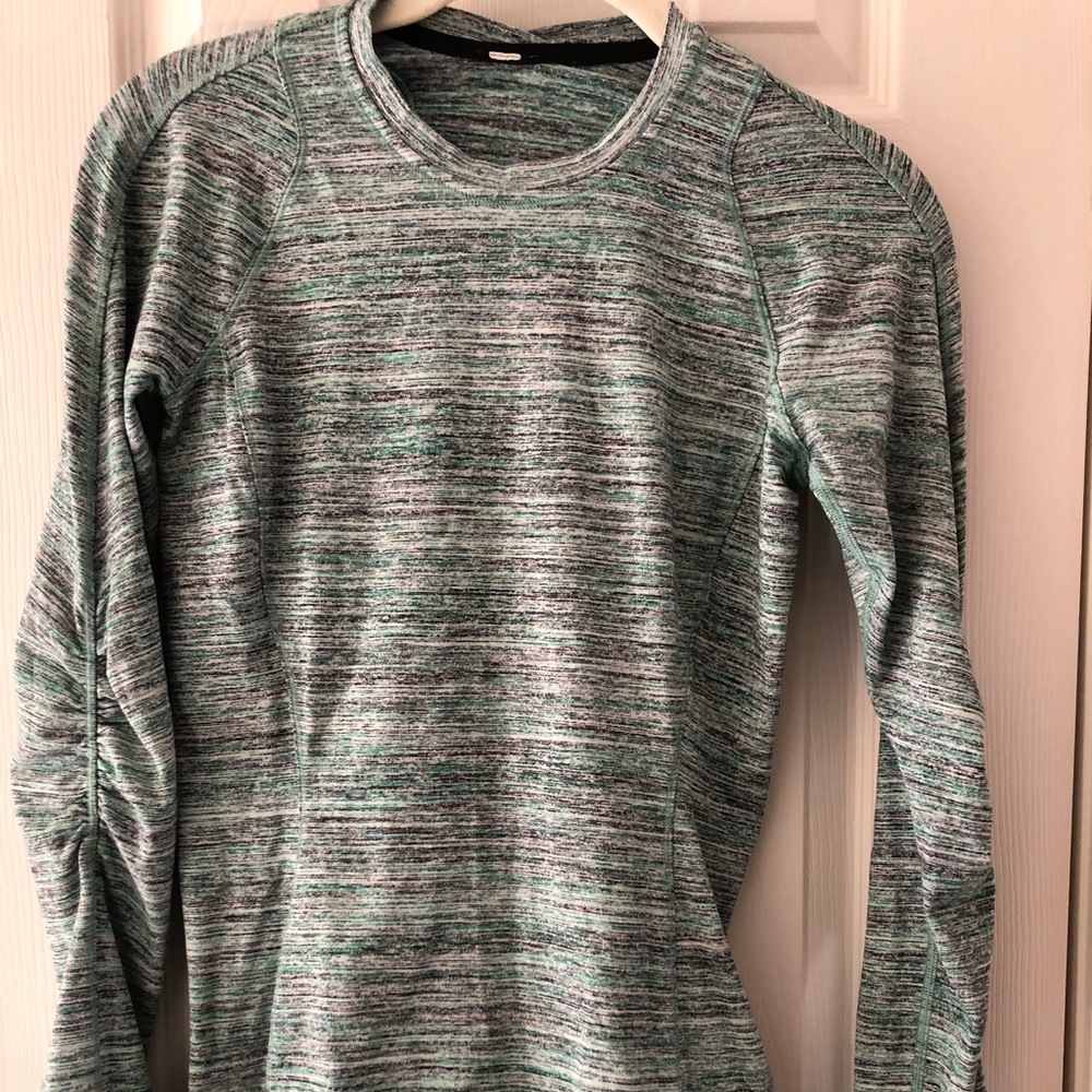 Lululemon long sleeve top